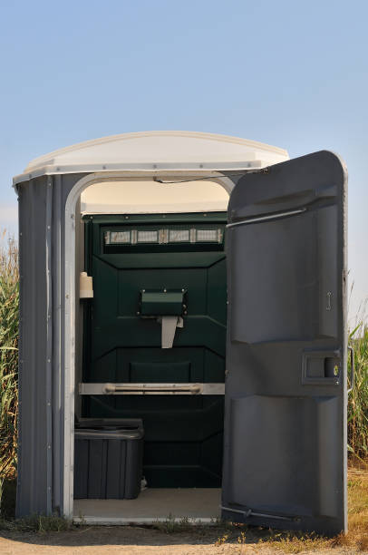 Best Portable restroom trailer rental  in Carver, MN
